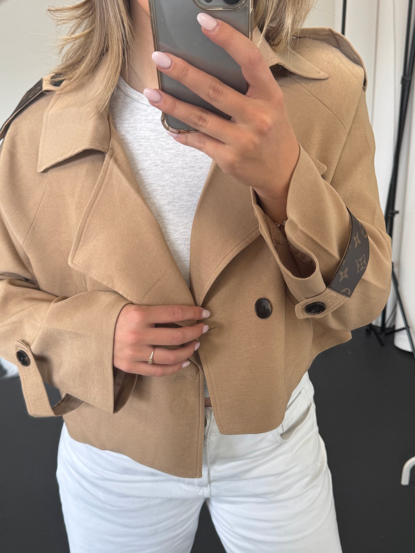 Trenchcoat with canvas