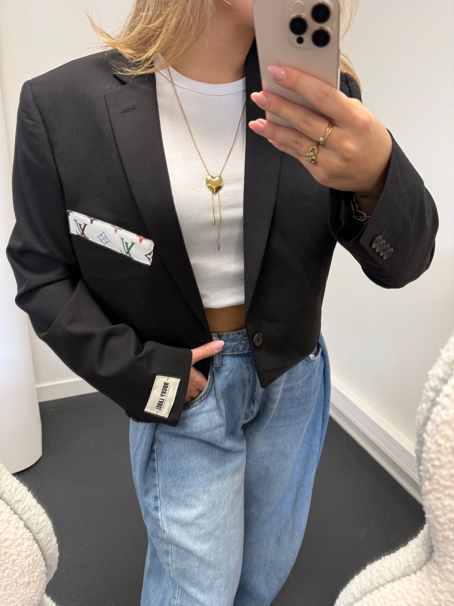 Edit 3 | Piece No.4 – Oversized Blazer [L-XL]