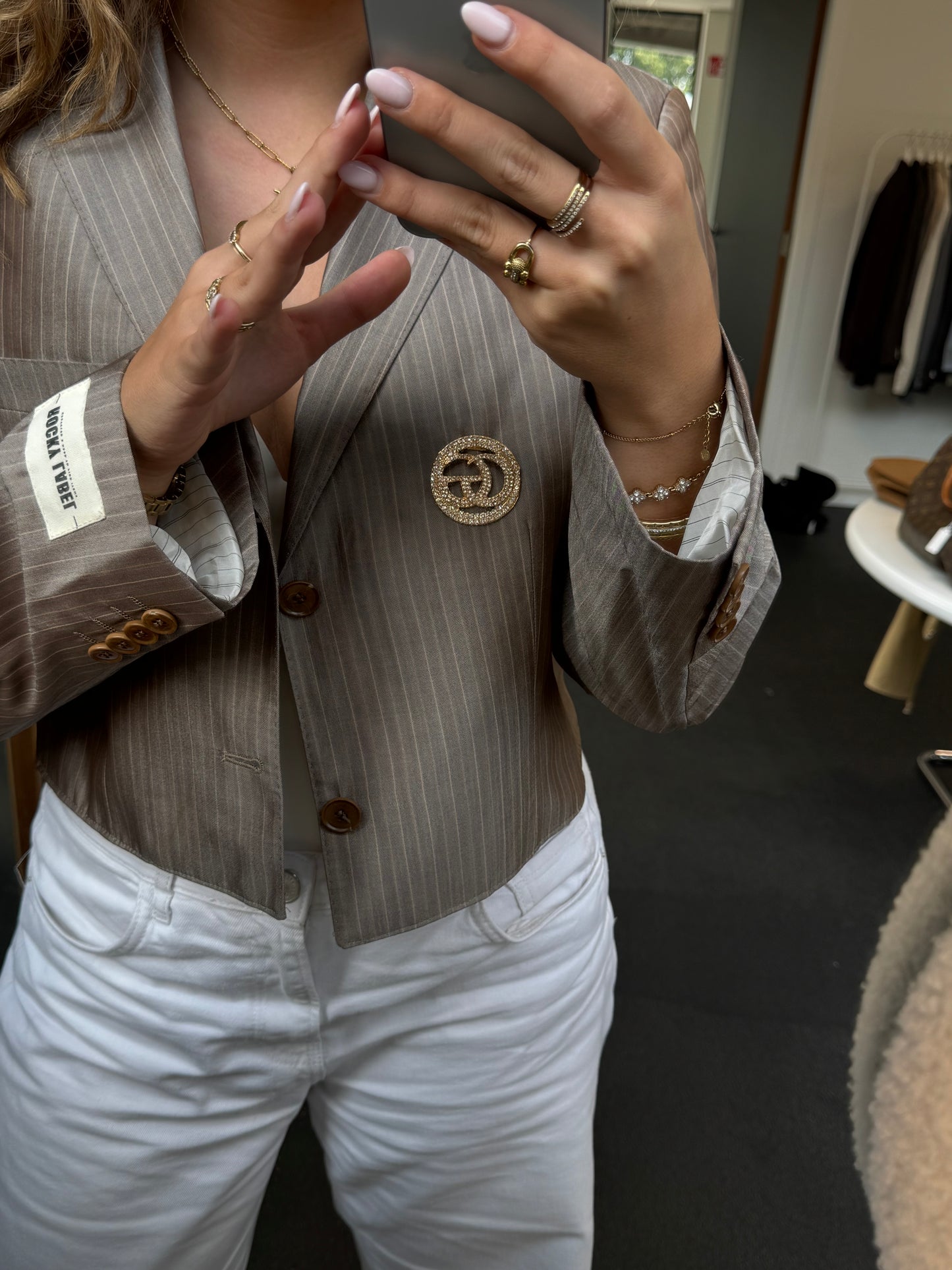Oversized blazer with small flaws [M]