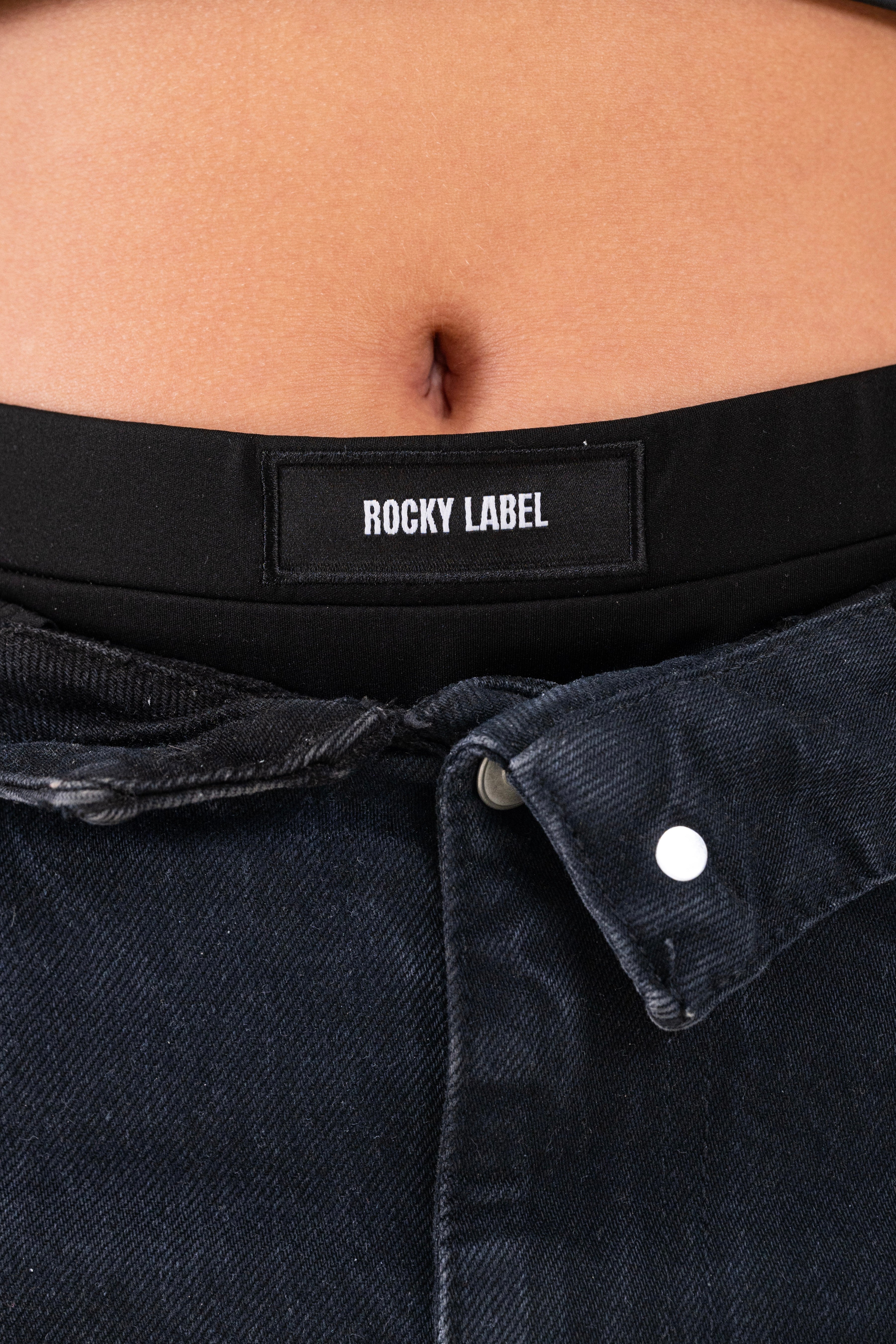Core String Black | Black Label