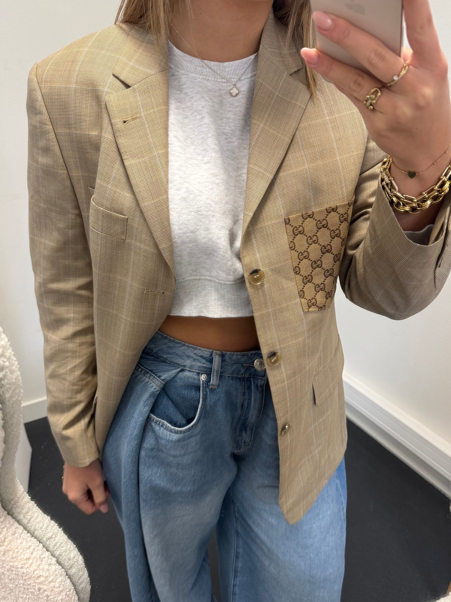 Edit 3 | Piece No.24 – Oversized Blazer [M-L]