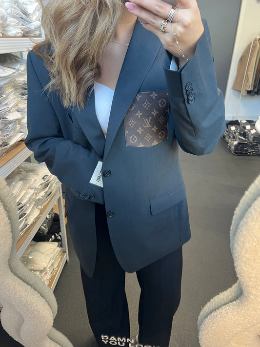 Edit 2 | Piece No.40 – Oversized Blazer [XL]