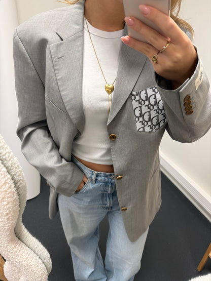 Edit 3 | Piece No.21 – Oversized Blazer [L-XL]