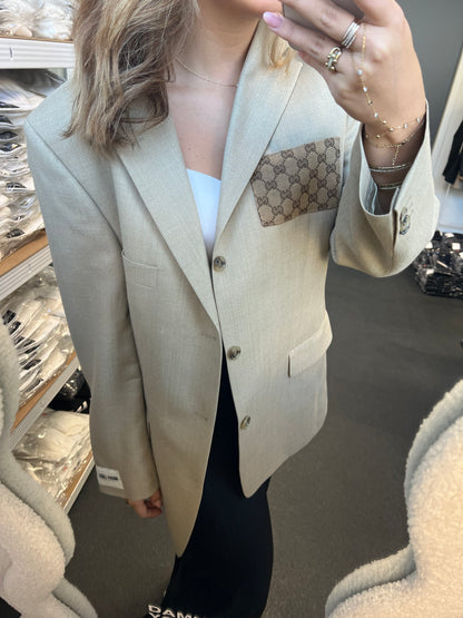 Edit 2 | Piece No.44 – Oversized Blazer [L-XL]