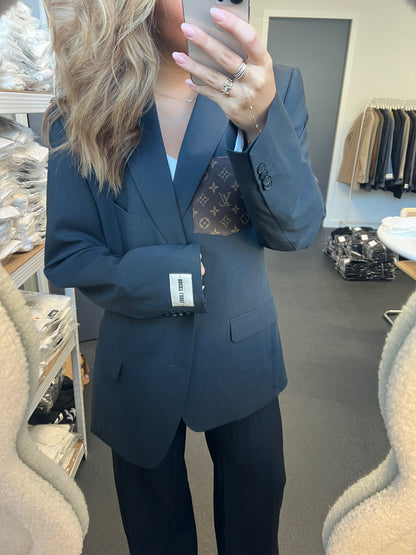 Edit 2 | Piece No.40 – Oversized Blazer [XL]